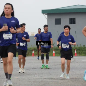 Runner Photo 7364929