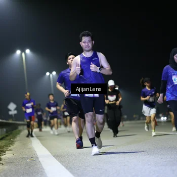 Runner Photo 7364941