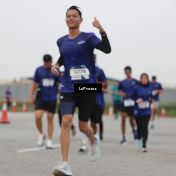 Runner Photo 7364950