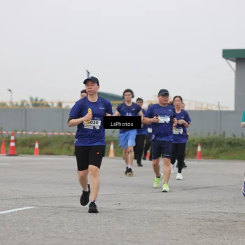 Runner Photo 7364972
