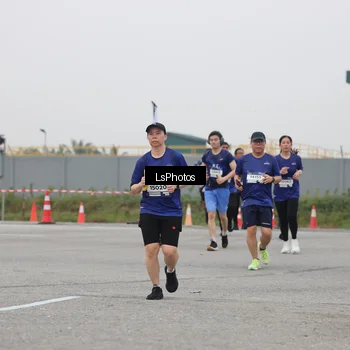 Runner Photo 7364973