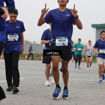 Runner Photo 7364977