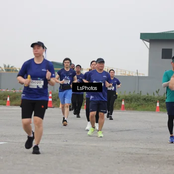 Runner Photo 7364980