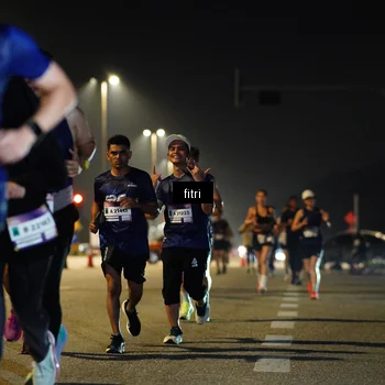Runner Photo 7364984