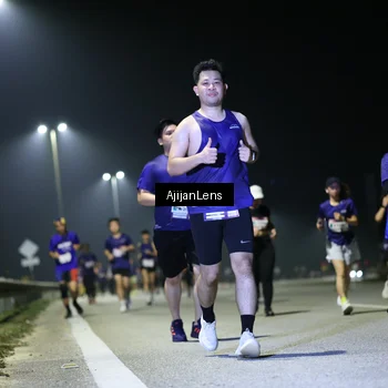 Runner Photo 7364995