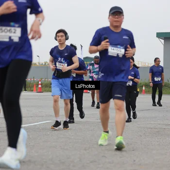 Runner Photo 7365002