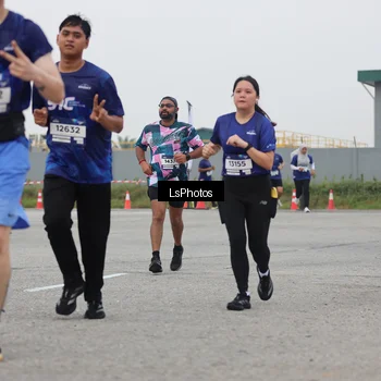Runner Photo 7365010