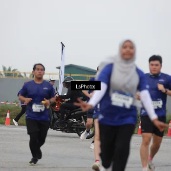 Runner Photo 7365038