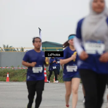 Runner Photo 7365040