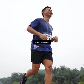 Runner Photo 7365051
