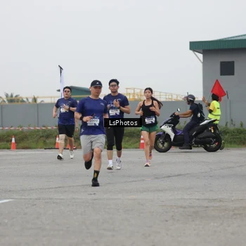 Runner Photo 7365096