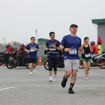 Runner Photo 7365097