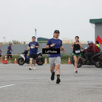Runner Photo 7365101