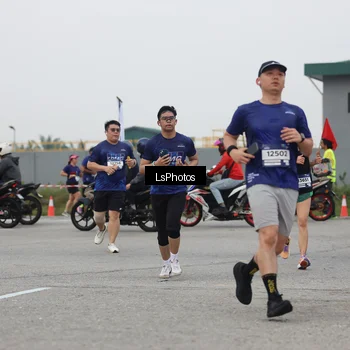 Runner Photo 7365111