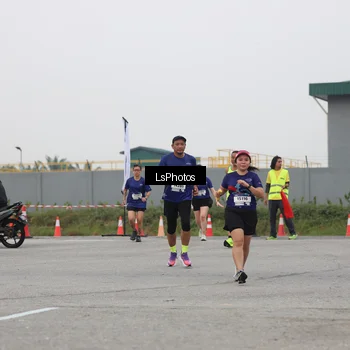 Runner Photo 7365140