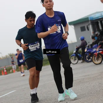 Runner Photo 7365295