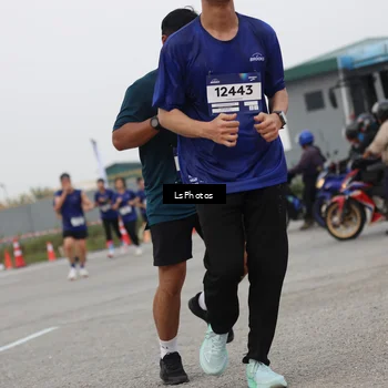 Runner Photo 7365300