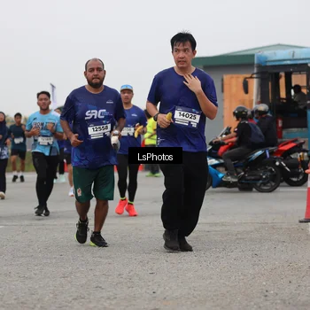 Runner Photo 7365376