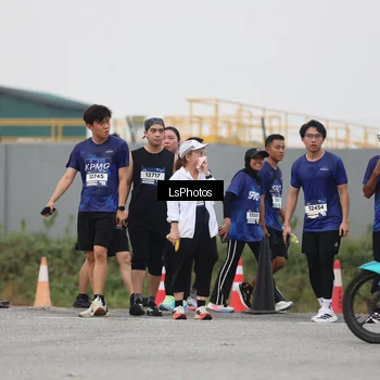 Runner Photo 7365498