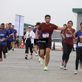Runner Photo 7365535