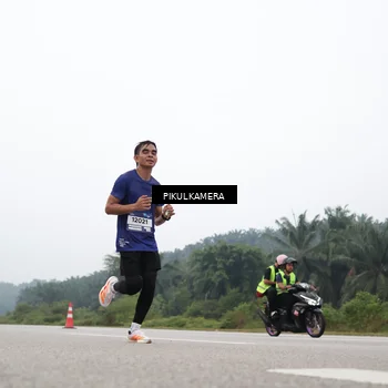 Runner Photo 7365553