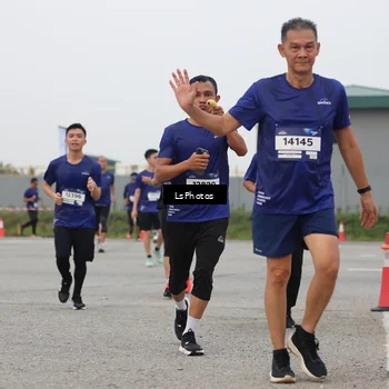 Runner Photo 7365593