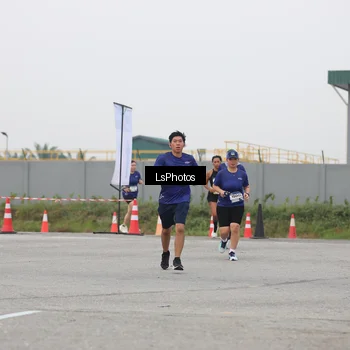 Runner Photo 7365675