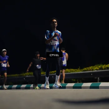 Runner Photo 7365709