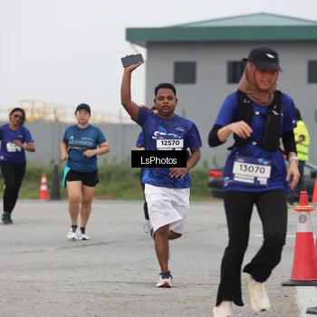Runner Photo 7365712