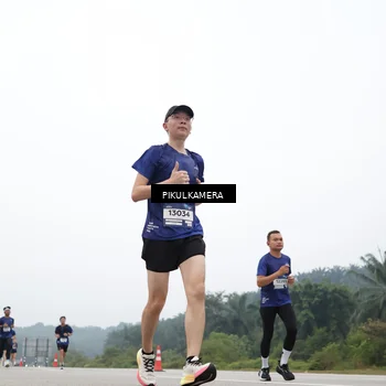 Runner Photo 7365735