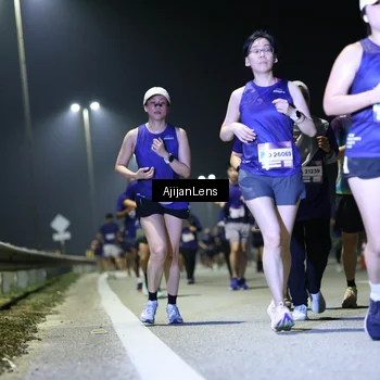 Runner Photo 7365750