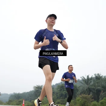 Runner Photo 7365756