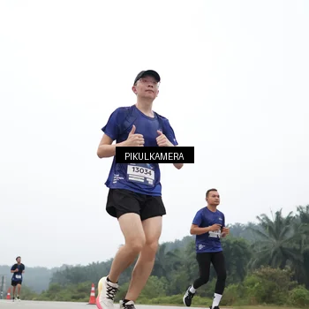 Runner Photo 7365767