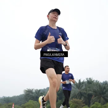Runner Photo 7365771