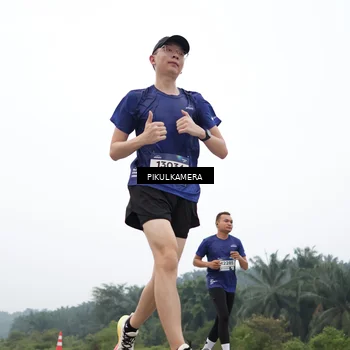 Runner Photo 7365779