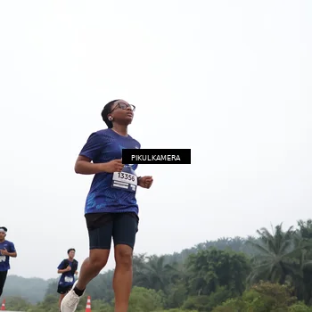 Runner Photo 7365802