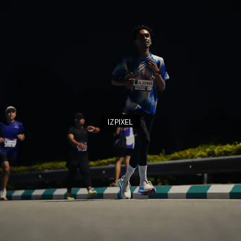 Runner Photo 7365811