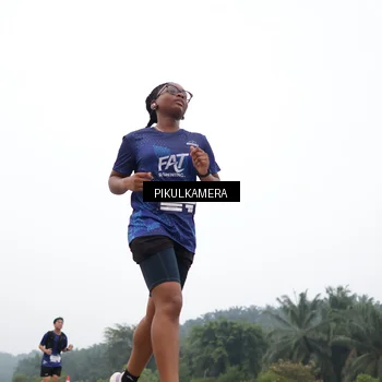 Runner Photo 7365823