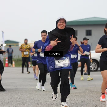 Runner Photo 7365841