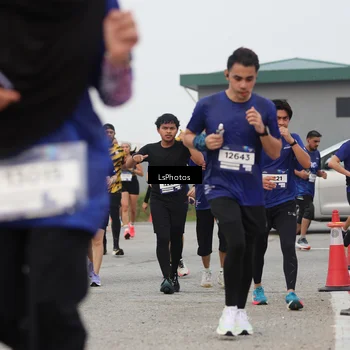 Runner Photo 7365844