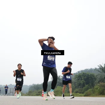 Runner Photo 7365850