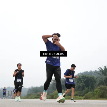 Runner Photo 7365854