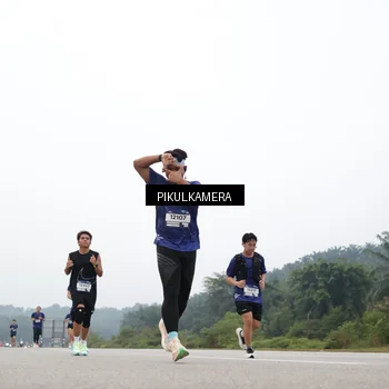 Runner Photo 7365857
