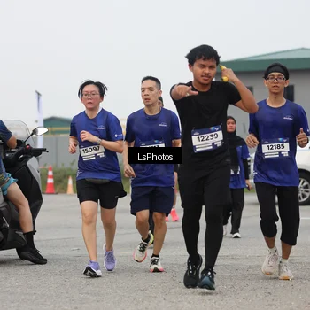 Runner Photo 7365866