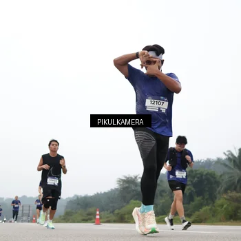Runner Photo 7365867
