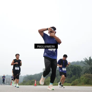 Runner Photo 7365886