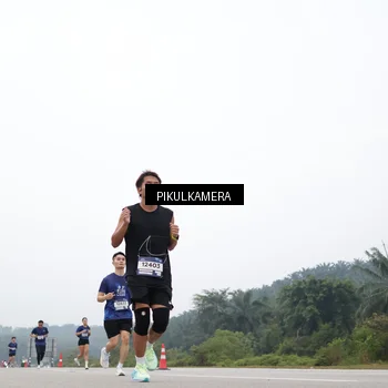 Runner Photo 7365896