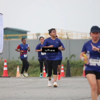 Runner Photo 7365925