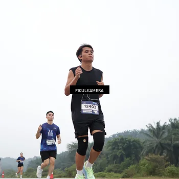 Runner Photo 7365933