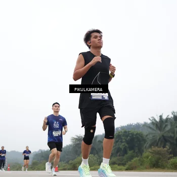 Runner Photo 7365938
